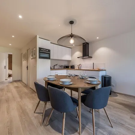 Appartement 1650 - Moderne Pour 5 Pers, Aux Pieds Avec Parking - Fr-1-631-231 Courchevel